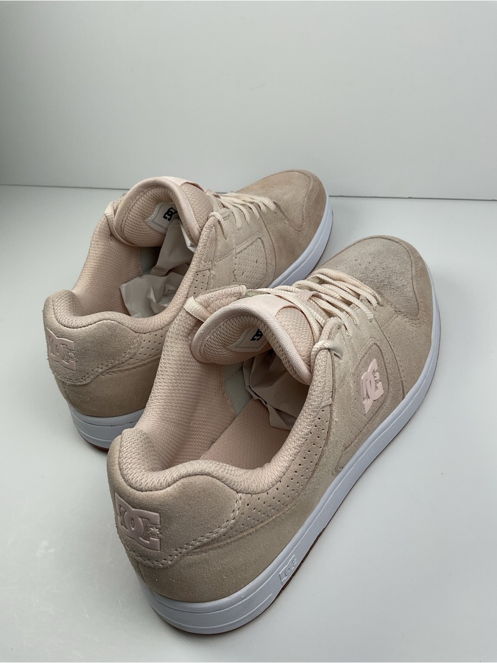 DC Manteca 4 Women’s Size 10 Beige Suede Skate Sneakers Casual Shoes - Picture 7 of 12